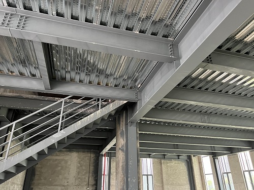 轻钢混凝土夹层